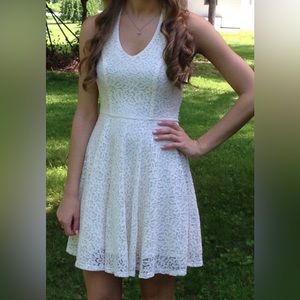 Abercrombie & Fitch off-white dress